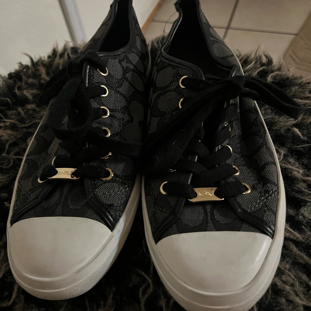 Black Women's Sneakers